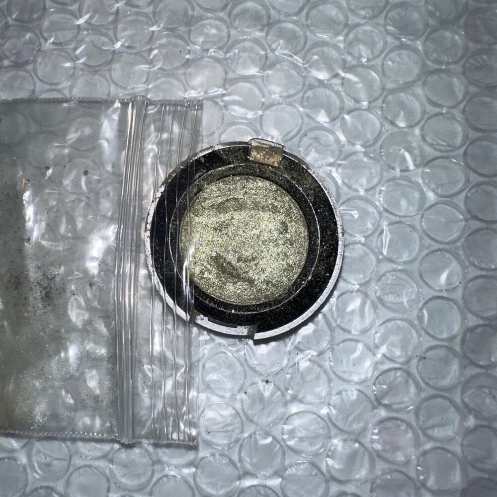 Urban Decay eye shadow urb‎ eyeshadow token